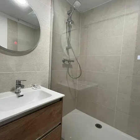 Apartment L'aycelin - Proche Des Halles Wifi *